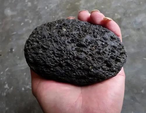 今日头条陨石爆料,陨石坠落事件,天外来客引发广泛关注 第3张 今日头条陨石爆料,陨石坠落事件,天外来客引发广泛关注 第3张